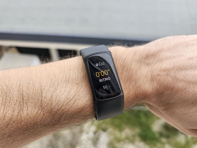 Fitbit Charge 6
