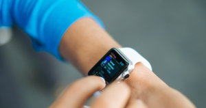 2 smartwatches com descontos de 40% e mais