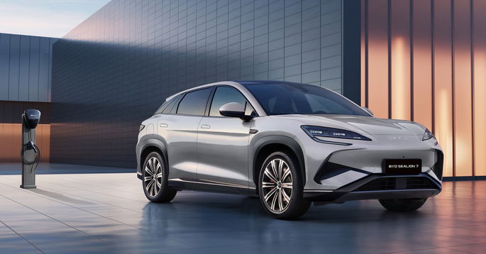 2025 pode ser o ano para a BYD ultrapassar a Tesla nas vendas