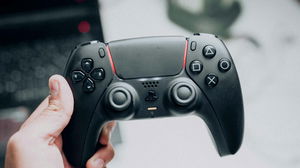 4 jogos de PS5 com avaliações de excelência e preço inferior a 25€