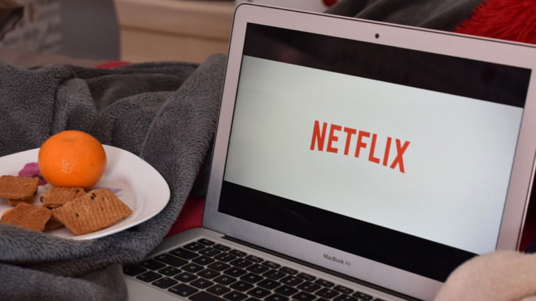 5 filmes/séries da Netflix que estrearam esta semana e vais querer ver