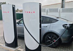 Tesla lança em Portugal uma grande novidade para carregar os carros elétricos