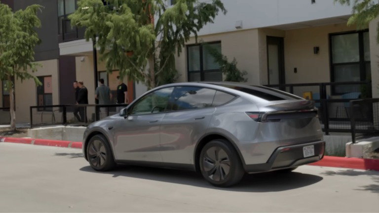 Acidente fatal com Tesla coloca piloto automático sob investigação