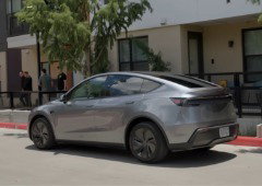 Acidente fatal com Tesla coloca piloto automático sob investigação