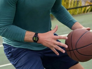 Agarra já este excelente smartwatch com GPS em promoção na Black Friday
