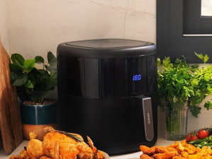 Airfryer Cecotec, com boa capacidade de 6 litros, agora com desconto também generoso
