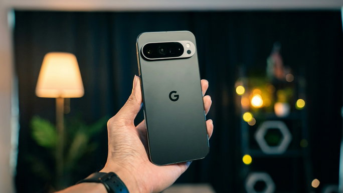 Pixel phone
