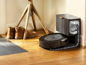 Amazon Prime Days: aspirador robô Roomba a menos de metade do preço
