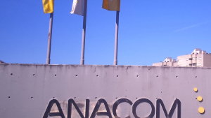 ANACOM avança com proposta que pode dar até 5.750 euros a quem muda de operadora de internet