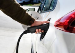 Apoios à compra de carros elétricos esgotam em poucas horas em Portugal