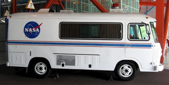 Astrovan astronautas NASA