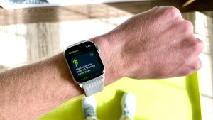 Apple dá a volta à Samsung e pretende resolver um dos maiores problemas do Apple Watch