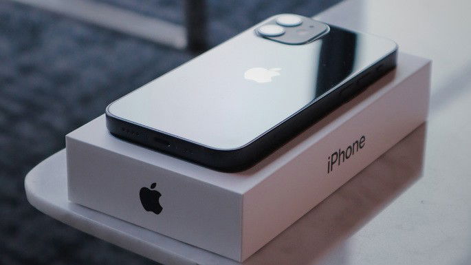Apple iPhone 12 mini
