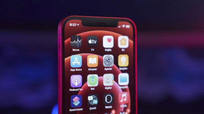 Apple iPhone 12
