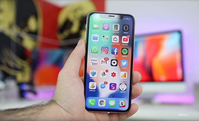 iPhone X