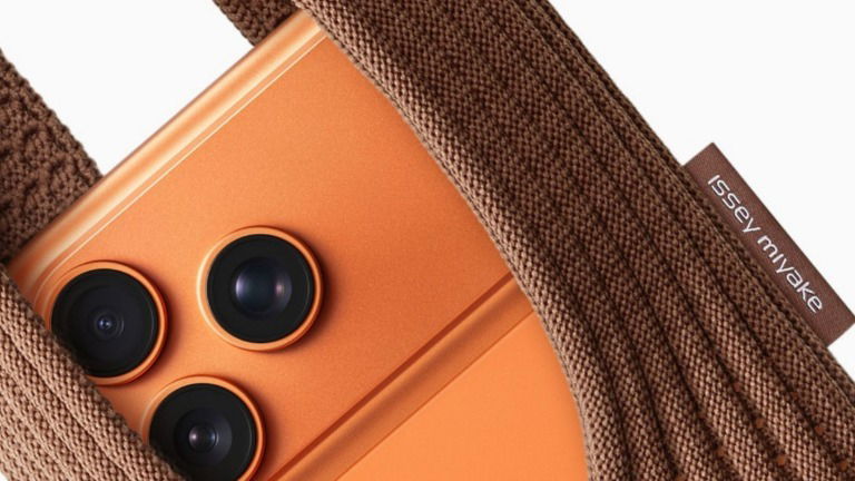 Apple lança uma "meia para iPhone" (mas muitos não terão coragem de comprar)