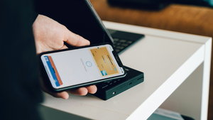 Apple prepara nova função que ajuda a organizar a carteira digital