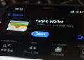 Apple Wallet lança novidade brilhante para quem está farto de andar com a carteira cheia de cartões