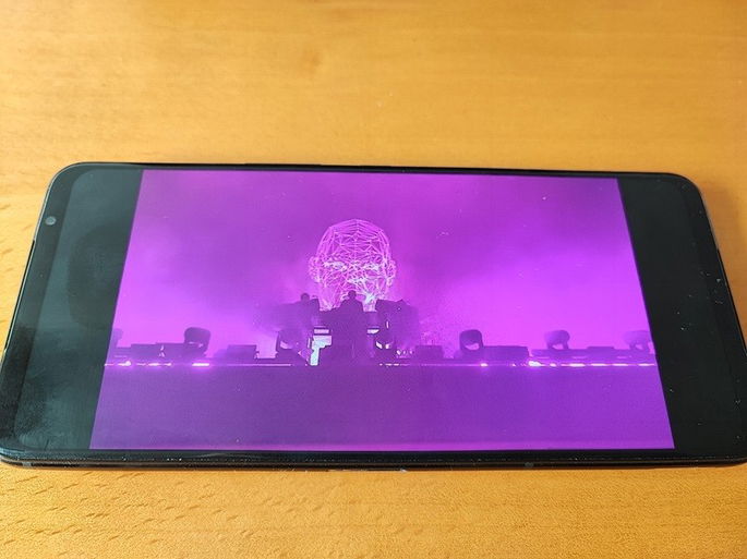 imagem do ecrã em funcionamento do Asus ROG Phone 7 Ultimate