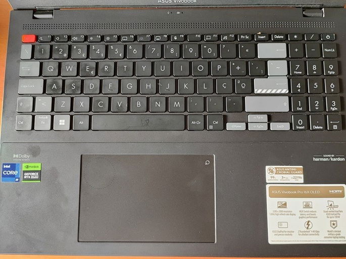 imagem do teclado do Asus Vivobook