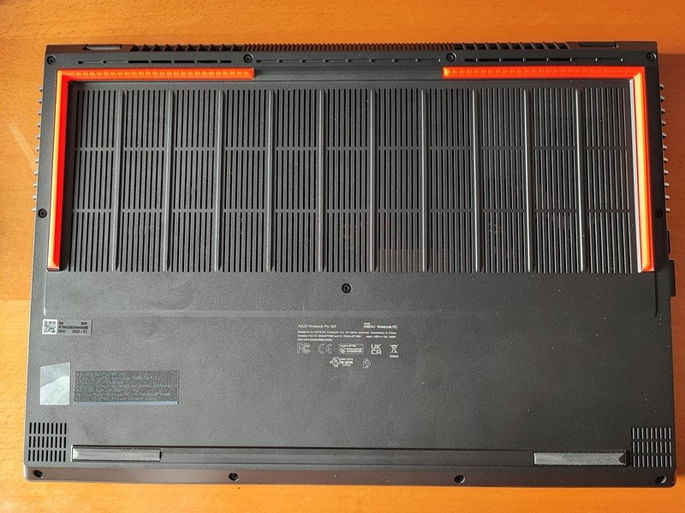 imagem do painel inferior do Asus Vivobook