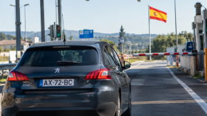 Atenção: se vais de carro para Espanha, há novas regras desde 1 de outubro que afetam os portugueses