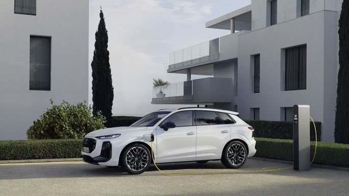Audi Q3 e-hybrid a carregar