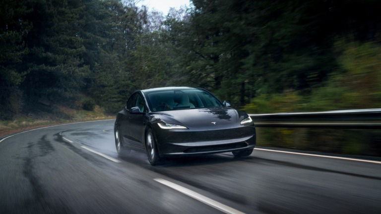 Baterias chinesas em modelos Tesla: taxas “catastróficas” de falhas deixam sinal de alerta