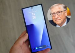 Bill Gates revela qual o telemóvel que usa no dia a dia. Pagou por ele... 0€
