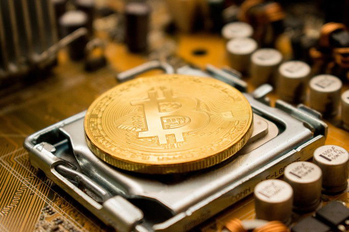 Bitcoin and other cryptocurrencies are starting to see small (but important) rises