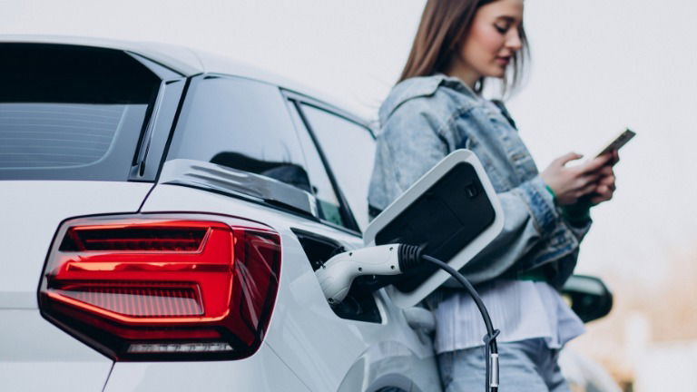 Carros elétricos prestes a mudar graças a esta bateria que carrega em segundos