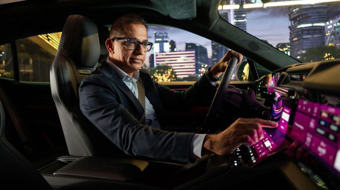 Porsche Cayenne Flow Display