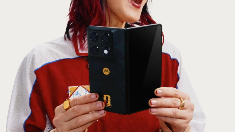 Chegou a Portugal o smartphone do Mundial 2026; mas o preço vai-te assustar