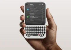 Clicks Communicator vai contra as tendências do iPhone e renasce o teclado físico