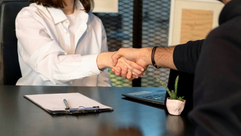 Podes cancelar contrato porta a porta da tua operadora sem pagar. Descobre como