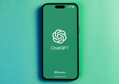 Como será o telemóvel do futuro? A OpenAI tem a resposta