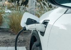 Comprar um elétrico sem garagem pode ser um erro? Fizemos as contas