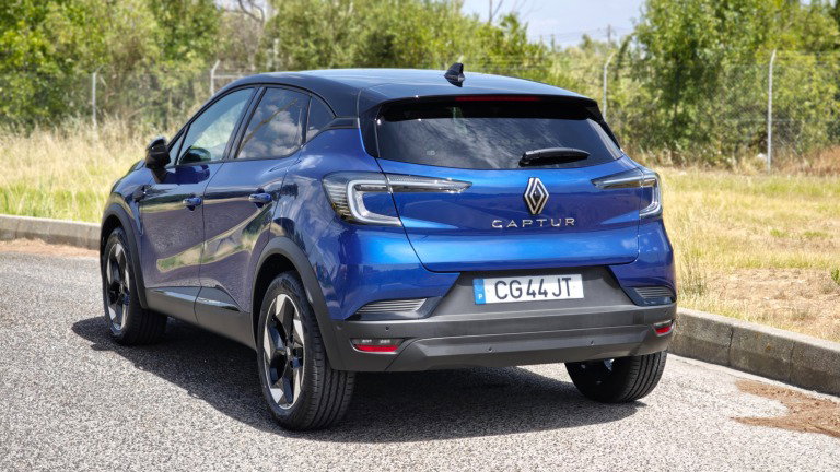 Conduzi o Renault Captur: SUV compacto a GPL com Android integrado