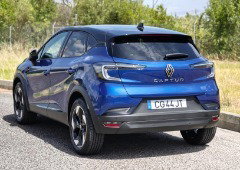 Conduzi o Renault Captur: SUV compacto a GPL com Android integrado