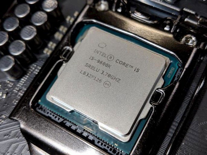 Intel Core i5-9600K