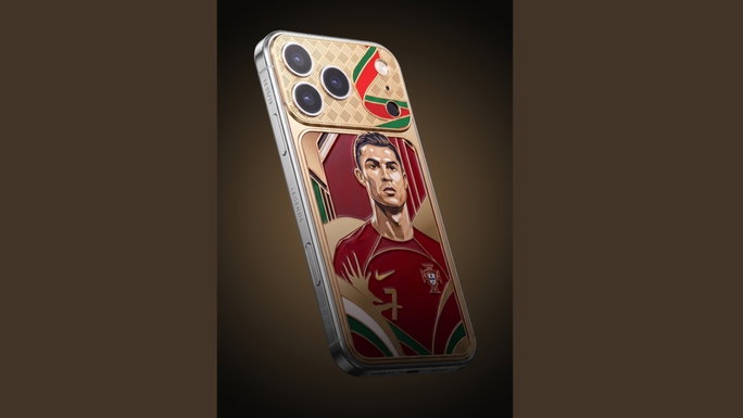 Cristiano Ronaldo Portugal smartphone iPhone 17 Pro Mundial 2026