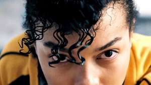 Crítica arrasou-o, mas este é atualmente o filme mais visto da Netflix em todo o mundo