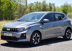 Conduzi o Dacia Sandero mais barato no dia a dia: como se porta?