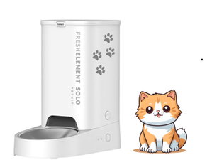 Dar comida ao gato? Este gadget fá-lo por ti e tem 29% desconto na Amazon
