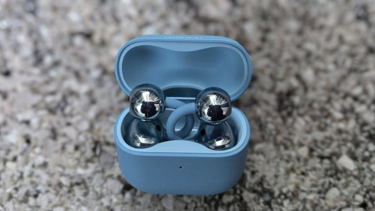 Deixei-me conquistar pelos fones de design aberto e as razões são estas