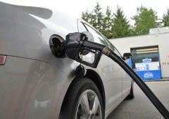 Todos os condutores podem poupar combustível se seguirem estas dicas práticas