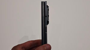 É o 1º telemóvel da Samsung deste género e o 4gnews teve-o nas mãos