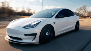 É o fim da "condução autónoma" da Tesla como a conhecíamos. Esta será a alternativa