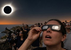Eclipse em Portugal: eis os sintomas nos olhos que deves (ou não) ter atenção