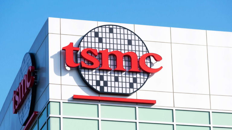 Escândalo na TSMC: roubo de segredos do iPhone 18 pode valer 14 anos de prisão